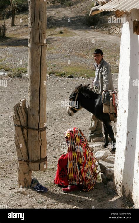 Tajik People Village Hi Res Stock Photography And Images Alamy