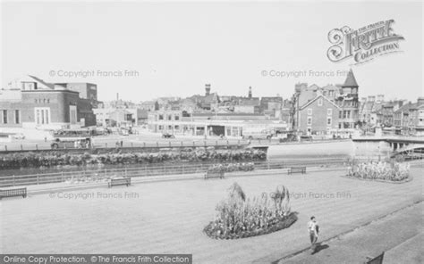 Photo Of Warrington Marshall Gardens C1960 Francis Frith