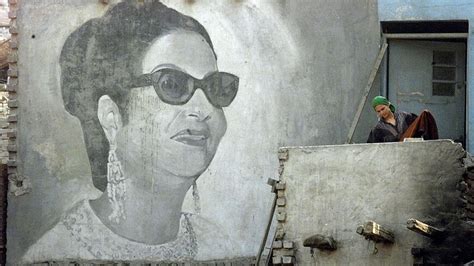 Arabs Celebrate Umm Kulthum Pick On Rolling Stone’s 200 Greatest Singers Al Monitor