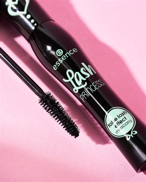 Essence Lash Princess Mascara Pour Un Effet Faux Cils Notino Fr