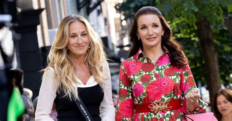 Je Ne Voulais Pas Cette Actrice De Sex And The City A T Forc E De Montrer Sa Poitrine Dans