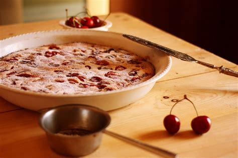 Clafoutis Di Ciliegie Il Dolce Francese Poco Elegante Ma Sensuale