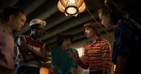 Is Will Gay On Stranger Things Noah Schnapp Speaks Out