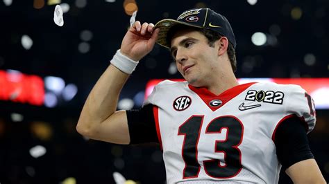 Stetson Bennett returns to Georgia: What move means for Bulldogs' quarterback room - WireFan ...