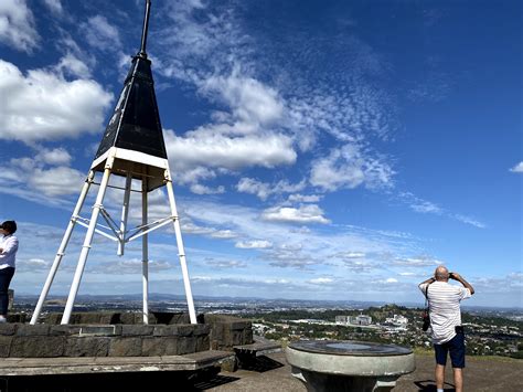 Climb To The Crater Of Maungawhau Mt Eden Live Online Tour From Auckland