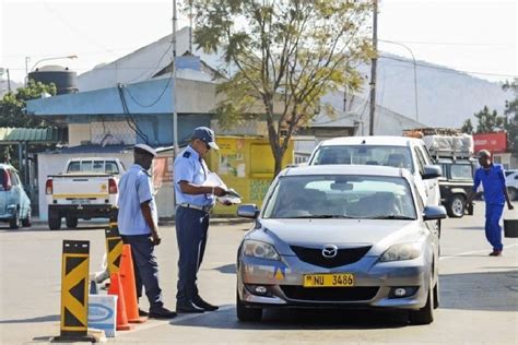 Folha de Maputo Notícias Nacional Quadra festiva Lançada