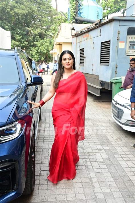 Kajol Revathi Aahana Kumra Vishal Jethwa And Others Snapped At The