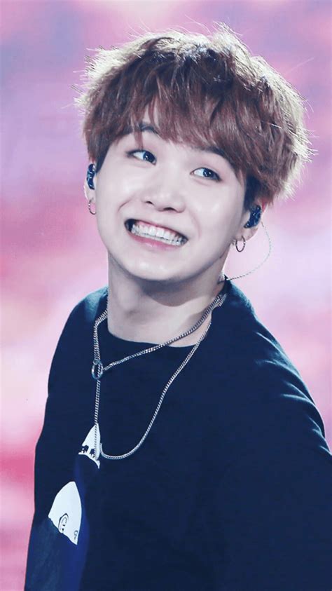 Foto Foto Bts Suga 180607 Suga Bts Suga Cute Foto De