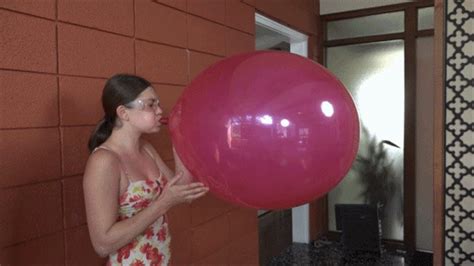 The Inflation Laboratory Scarlet Blows Another 16 Round Balloon To Bursting Mp4 720p