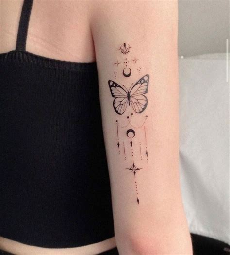 Tatuajes De Mariposas Negras En Bellos Estilos