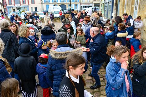 Carnaval Interg N Rationnel Commune De Saint Pierre En Auge