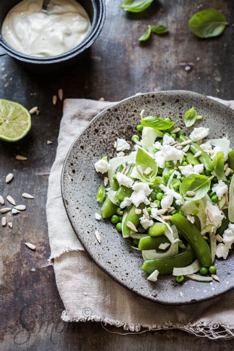 Groene Salade Met Geitenkaas En Pittige Mosterd Dressing Simone S Kitchen