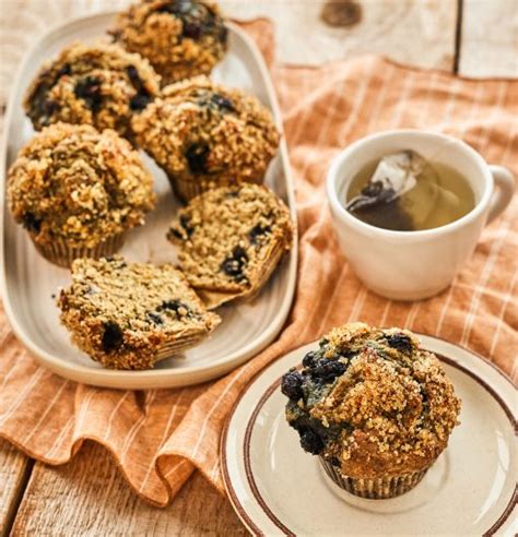 Muffins Au Yogourt Fraises Farcis La Confiture Trois Fois Par Jour