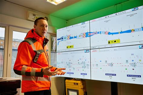 Baustellenbesuch Im Untergrund S Bahn Berlin GmbH