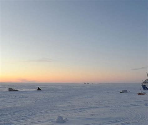 A Visitors Guide To Cambridge Bay Up Here Publishing