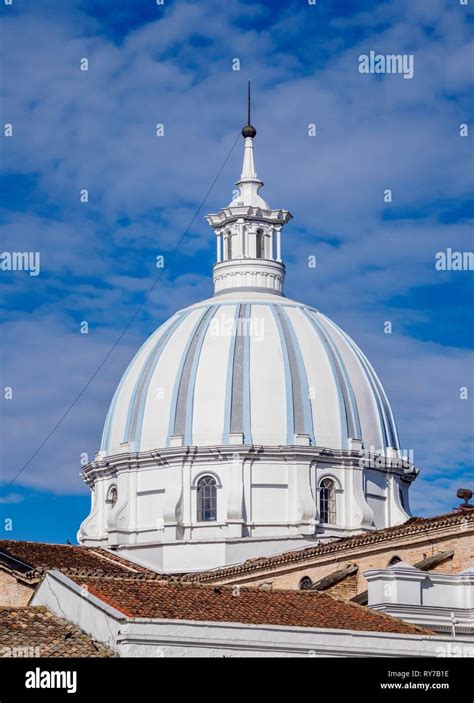 La cúpula la Catedral Basílica de Nuestra Señora de la Asunción de