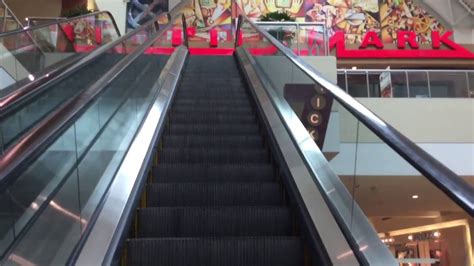 Schindler Food Court Escalators At Southpark Mall In Strongsville Oh