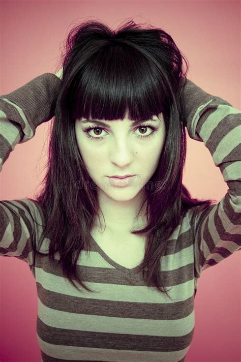 Hübsches Mädchen im Bikini stockbild Bild von bikini 2725433