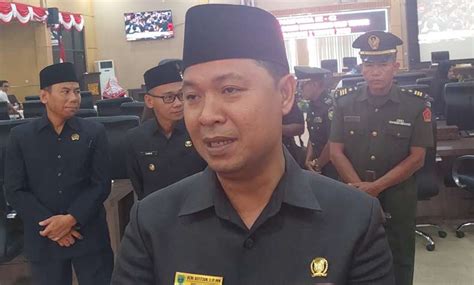 43 Anggota DPRD OKU Timur Tak Hadir Saat Paripurna Bersama Presiden