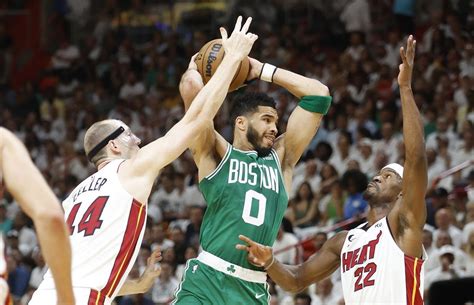 NBA Los Celtics Ganan En Miami Y Devuelven A Serie A Boston