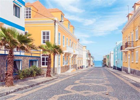 Descubre las paradisíacas playas de La Gomera un paraíso natural en el