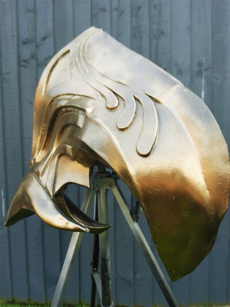 Halo 2 / 3 Arbiter Helmet Replica | Etsy