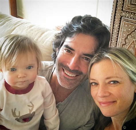 Amy Smart Stands By Carter Oosterhouse Amid Sexual Allegations