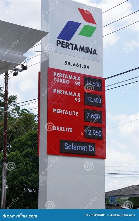 Indonesian Buying Fuel On Gas Station Editorial Photo Image Of