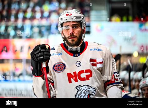 Constantin Braun Nuernberg Ice Tigers 90 traurig enttäuscht GER