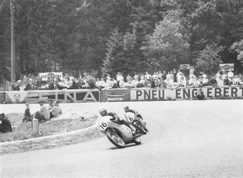 1962 Luigi Taveri On Honda Rc145 Won The 125cc Race At Spa By Just 01