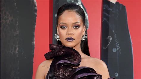 Rihannas Makeup Artist Reveals The Groundbreaking Highlighting Trick