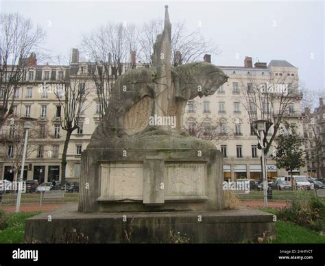 Statue Questre De Jeanne D Arc Par Jean Chorel Stock Photo Alamy