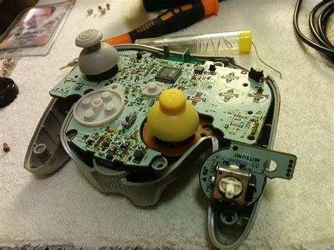 Wavebird Controller Repair (Making) - arantius.com