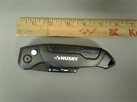 lot detail husky pro folding utility knife