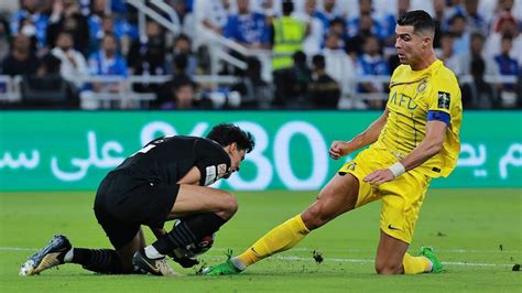 ياسين بونو يفوز بجائزة أفضل لاعب في نهائي كأس الملك Morocco