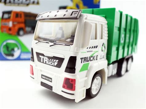 Blue garbage truck toy - qustplum