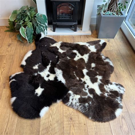 100% Whole Fleece Genuine Jacob Sheepskin Rugs - Short Fur - Sheepskin
