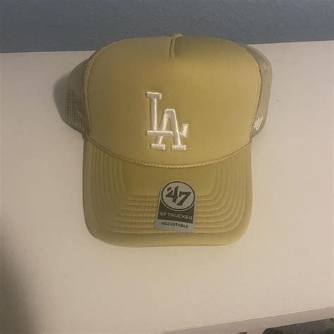 Uo Exclusive Los Angeles Dodgers Cream Color Hat Depop