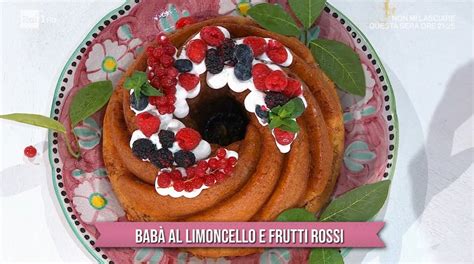 É sempre mezzogiorno Ricetta babà di limoncello e frutti rossi di