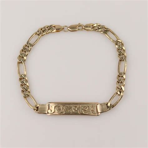 12kt Gold Name Plate Bracelet | Property Room