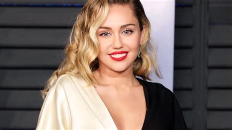 Miley Cyrus Anuncia Novo Lbum Covers Do Metallica Super R Dio Tupi