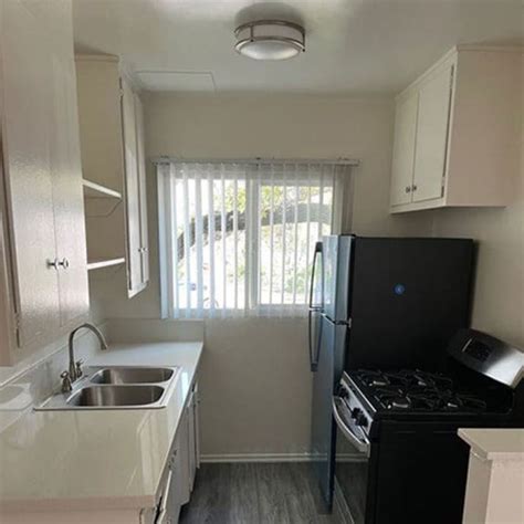 Los Robles Apartments | Apartments in Pasadena, CA