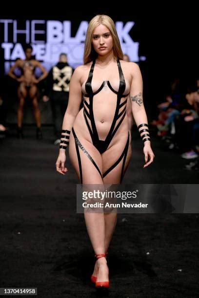 New York Fashion Week Tape Photos And Premium High Res Pictures Getty