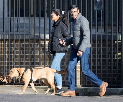 Rishi Sunak walking dog off-leash sparks police warning and scandal - The Washington Post