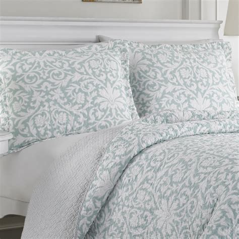 Laura Ashley Quilts