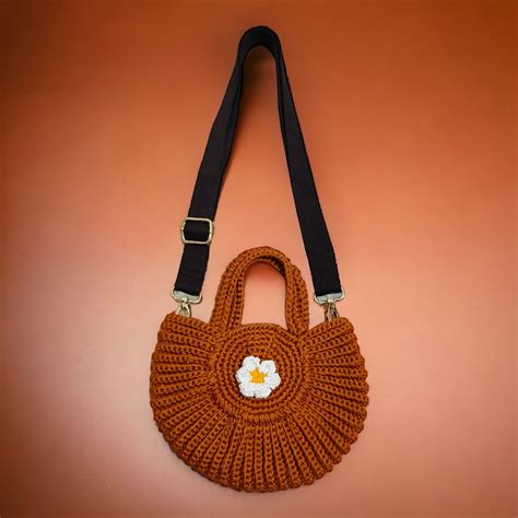 Shell Crochet Shoulder Bag Tas Rajut Model Kerang Bisa Selempang Tas