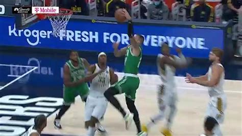 Daniel Theis with the give-and-go slam dunk – NBC Sports Boston