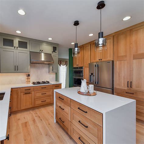 Luxury High Gloss White Lacquer Modern Design Kitchen With Quartz