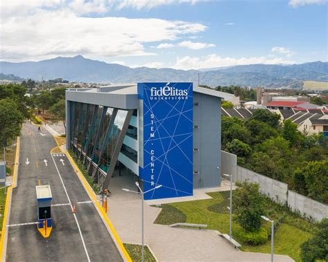 Costa Rica's Universidad Fidélitas Pioneers Future of Education with