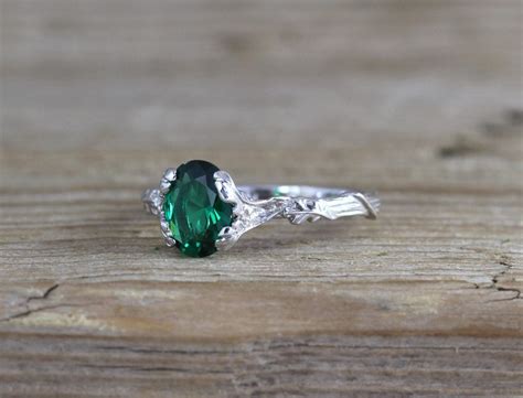 Unique emerald gemstone engagement ring, Vintage Antique boho ring | Benati